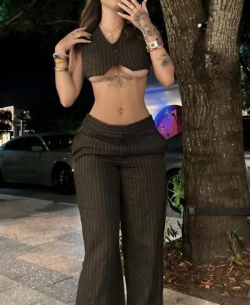 malu trevejo sexy underboob outfit onlyfans set leaked icsaay 364x444 1
