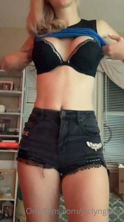 jaclyn glenn lingerie strip onlyfans video leaked ffgiwc